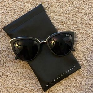 Quay cat eye sunglasses with case